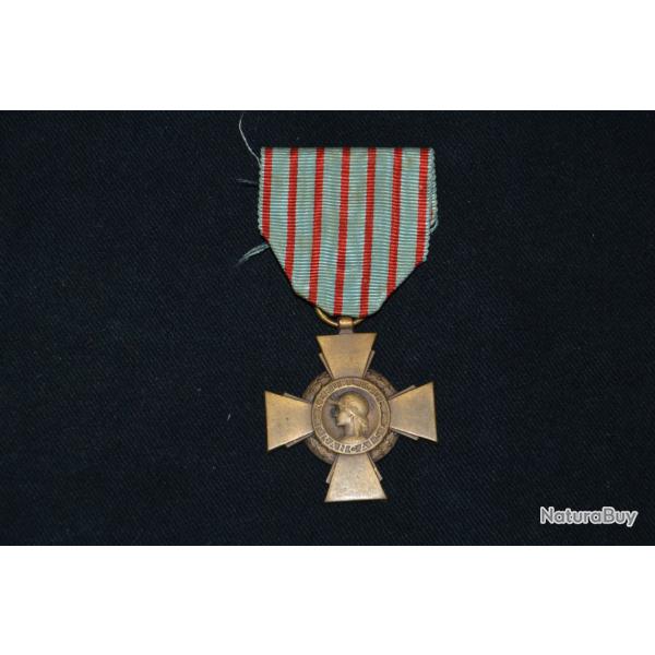 CROIX DU COMBATTANT GRANDE GUERRE 1914/1918-FRENCH WAR CROSS 1�WW-POINCON JANVIER BERCHOT