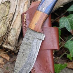 Couteau Skinner Lame Acier Damas 256 Couches Manche 2 Bois Etui Cuir Port Horizon Fab Artisanale 01