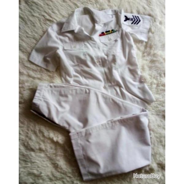 Uniforme femme de l'US NAVY