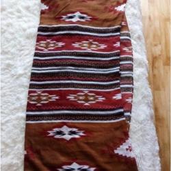 &Eacute;CHARPE ET BANDANA NAVAJO
