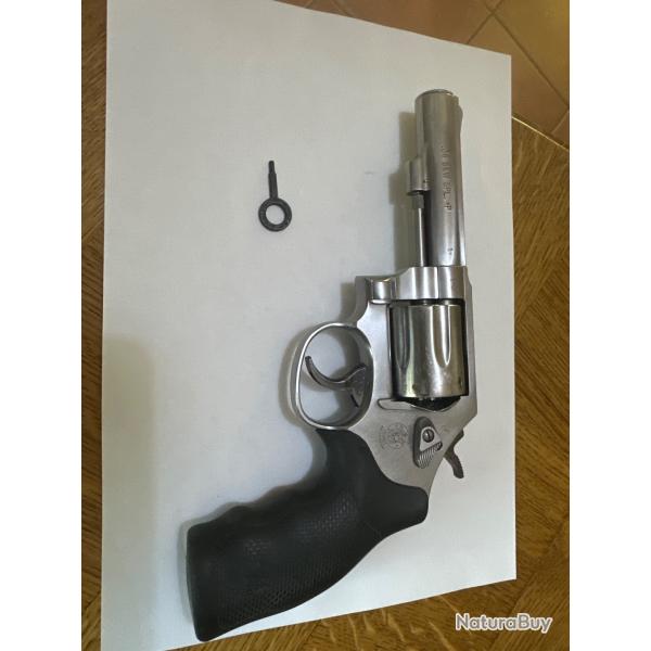 Smith et Wesson 64-8 38 sp+P