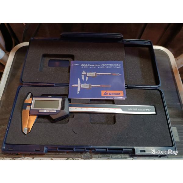 Pied a coulisse professionnel garant Hoffmann 412692 ip67 et sortie de donn�e