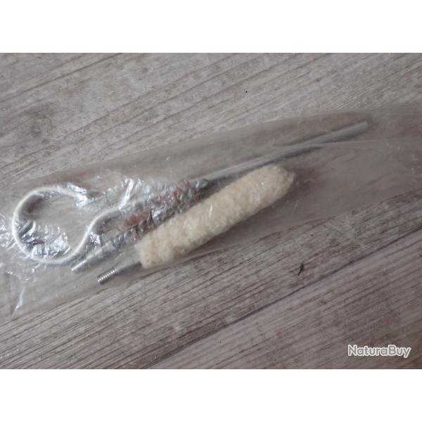 Baguette de nettoyage + 2 �couvillons pour pistolet, revolver Smith & Wesson.