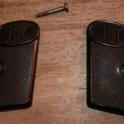 Paire de plaquettes tardives de pistolet BROWNING 1906 en 6.35mm