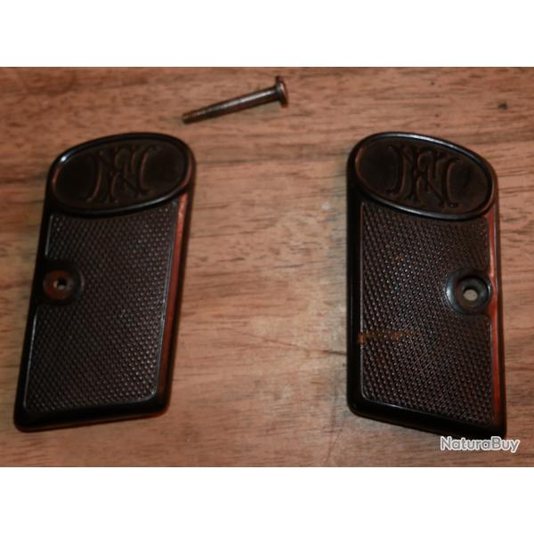 Paire de plaquettes tardives de pistolet BROWNING 1906 en 6.35mm