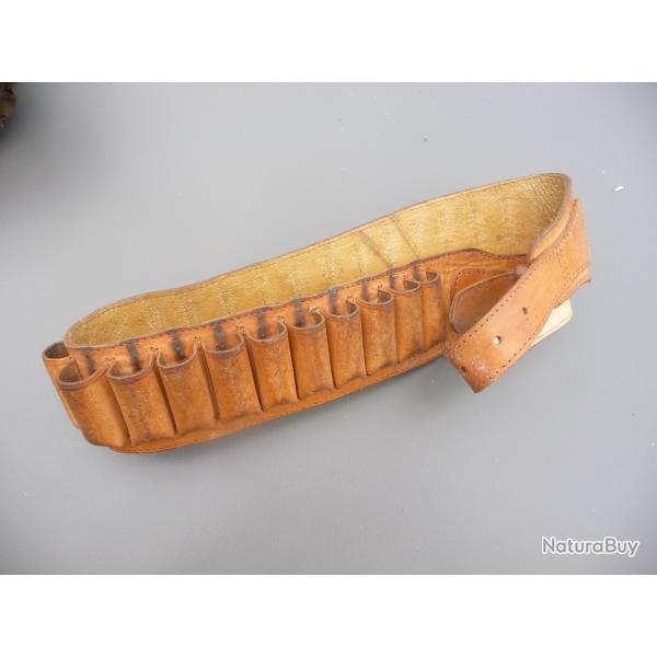 Belle cartouchi�re cuir!