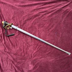 Sabre de Dragon Mod. 1882, garde &agrave; 3 branches.