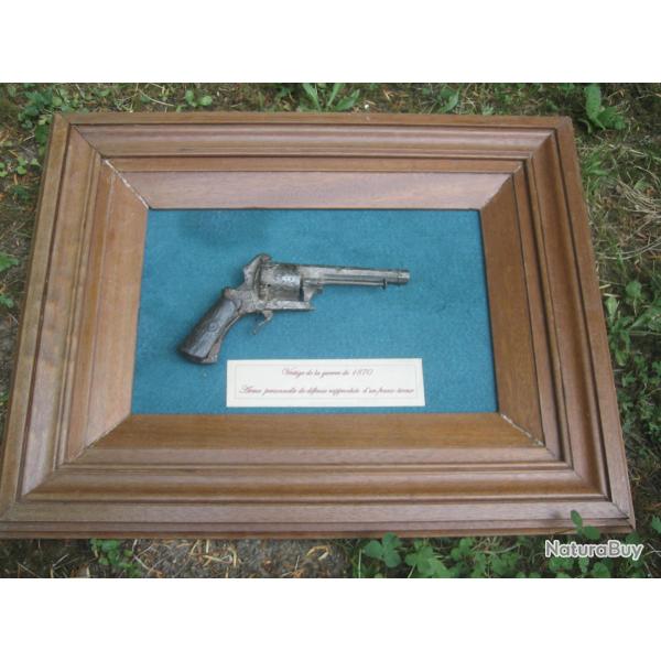 revolver 9mm a broche, origine connue: vestige historique des combats de la guerre de 1870