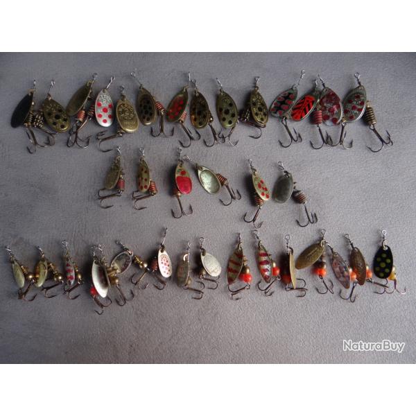 Vends lot de 36 cuillers truite MEPPS tailles 2- 1- 0 le lancer l�ger et ultra l�ger. Bon �tat.