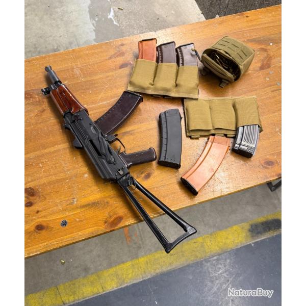 AK Krink ( AKS-74U ) + 10 chargeurs + accessoires