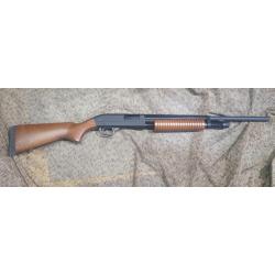 SUPERBE OCCASION : WINCHESTER mod&egrave;le SXP cal 12/76 mag crosse et devant bois canon ray&eacute; 61 cm