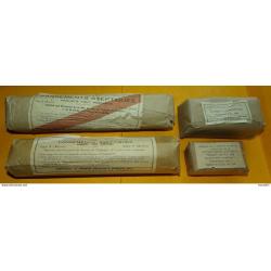 LOT DE 4 ARTICLES DU SERVICE DE SANTE COMPRENANT&nbsp; 1 PANSEMENT POUR THORAX DE 1956 + 1 PANSEMENT POUR