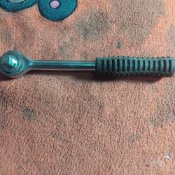 Cliquet / cl&eacute; &agrave; douille 3/8