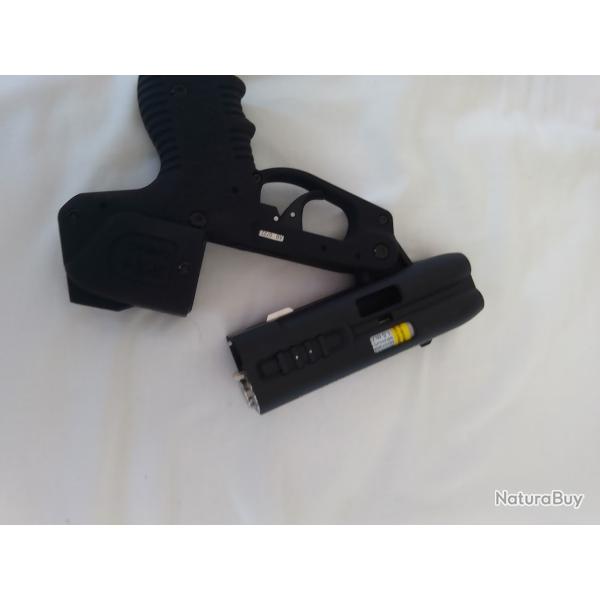 PISTOLET DE DEFENSE  4 COUPS   JPX4  NEUF  REDOUTABLE   ARME OFFESIVE