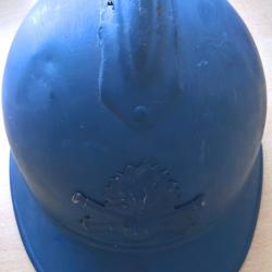 Casque Adrian 1915 reconditionn&eacute; pour expositions