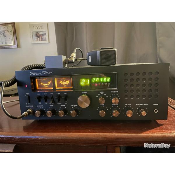 Station CB Base Galaxy Saturne (AM/FM/SSB/ECHO) - Tr�s bon �tat. avec sa notice.