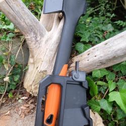 Hache pour Fendre le Bois Lame Acier Carbone Manche Abs Etui Abs Haute R&eacute;sistance + Poign&eacute;e Transpor