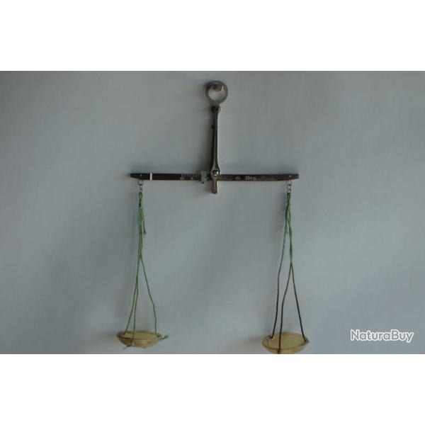 Petite Balance de pr�cision � fl�au