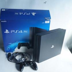 Console Sony Playstation 4 PS4 Pro 1To CUH 7016B 2016