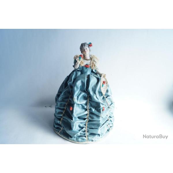 Demi figurine porcelaine Femme Marquise bras d�tach�s
