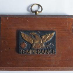 Plaque fonte Aigle Temp&eacute;rance