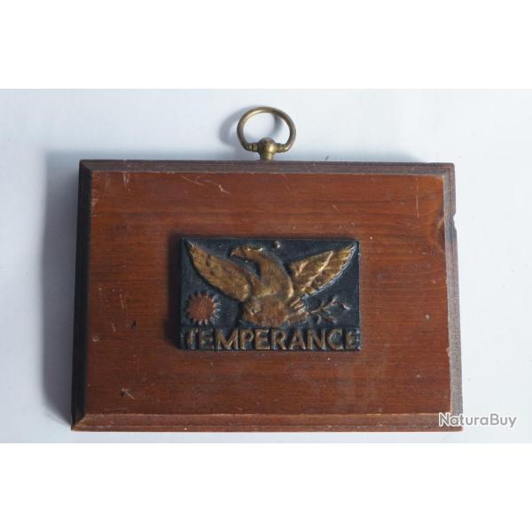 Plaque fonte Aigle Temp�rance