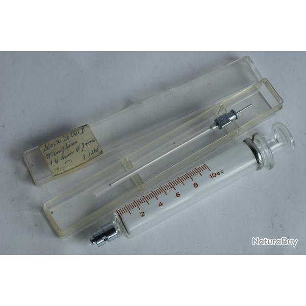 Ancienne seringue m�dicale verre chirurgie