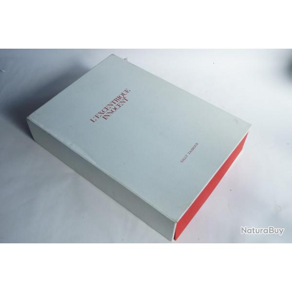 L'excentrique innocent Sally Zaarour Book styliste Mode 2006