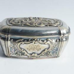 Boite &agrave; bijoux bronze argent&eacute; F. Barbedienne monogramme MK