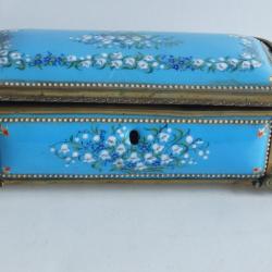 Coffret &agrave; bijoux &eacute;maux Bressans Muguet XIXe si&egrave;cle Napol&eacute;on III