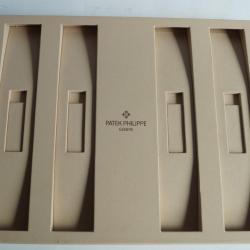 PATEK PHILIPPE Plateau pr&eacute;sentoir pour 4 montres