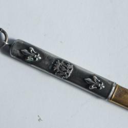 Porte-crayon Fleur de lys couronne