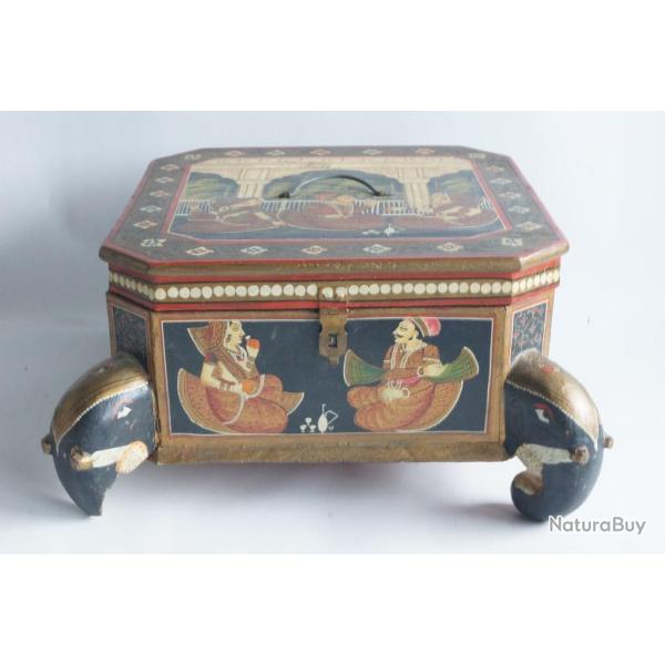 Coffret � �pices bois peint �l�phants Inde Rajasthan