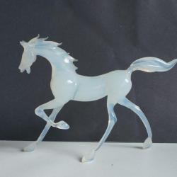 SABINO Cheval verre souffl&eacute; opalescent