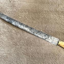 Ancienne Machette dague de v&eacute;nerie Chasse manche en corne ? d&eacute;cor&eacute; XIX&egrave;me