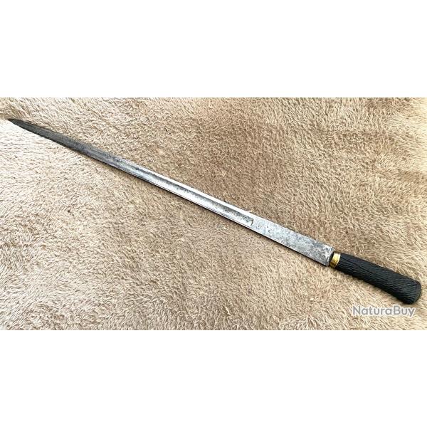 Ancienne dague de v�nerie Chasse 53cm lame d�cor sc�ne de chasse