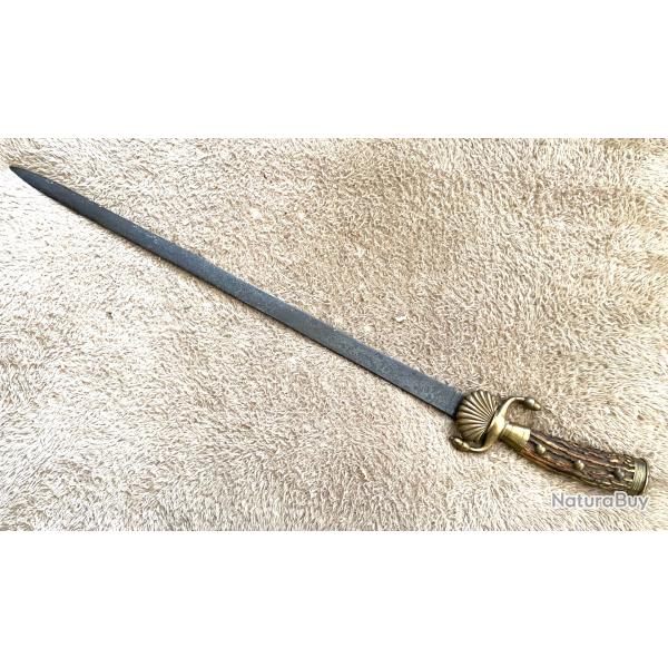 Ancienne dague de v�nerie Chasse Allemande garde coquillage