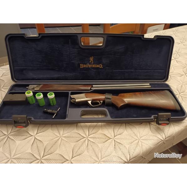 Fusil superpos� Browning Cynergy Light. Calibre 12/76 canon 66. Etat quasi neuf.