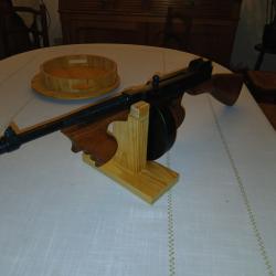REPLIQUE PISTOLET MITRAILLEUR THOMSON MLE 1828 USA 1918 DE CHEZ DENIX EN ESPAGNE