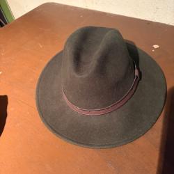 Chapeau