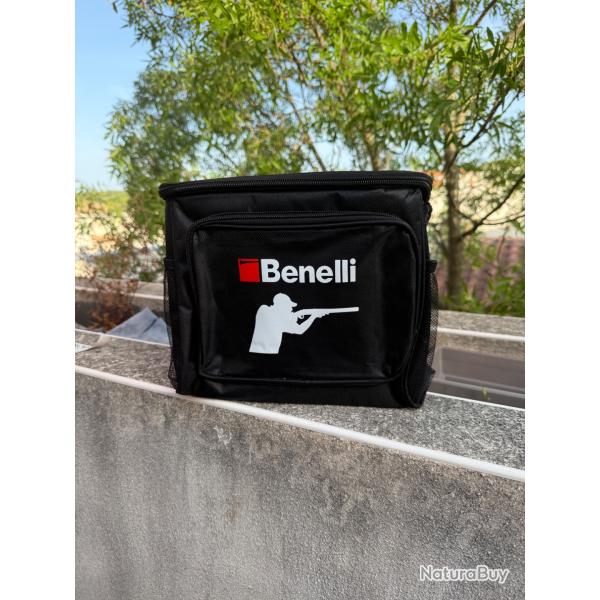 Glaci�re souple Benelli 26�17�24 cm isotherme avec poche avant