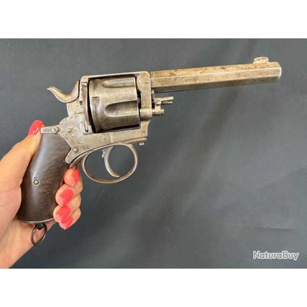 �NORME REVOLVER TYPE CONSTABULARY (chambre 11mm et 44 Russian) num�ro de s�rie 7