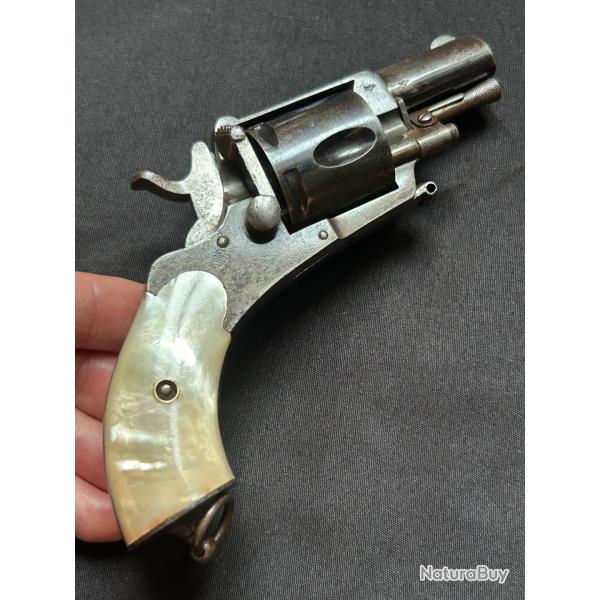 Revolver bulldog 320 - Syst�me Abadie plaquettes nacre