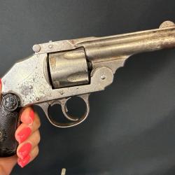 IVER JOHNSON SAFETY AUTO HAMMERLESS 2nd MODEL cal. 38sw num&eacute;ro D36066