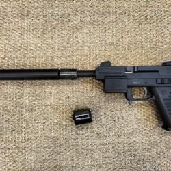 Pistolet intratec sport 22 cal 22lr avec silencieux- PRIX DEPART 1 EUROS SANS PRIX DE RESERVE