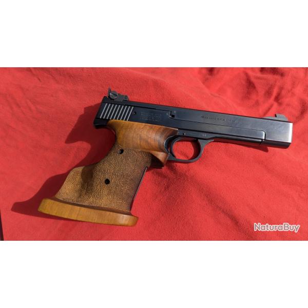 Smith & Wesson model 41 cal 22LR avec crosse anatomique