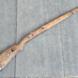 Crosse de Mauser 98k k98 allemande en lamell&eacute;-coll&eacute;