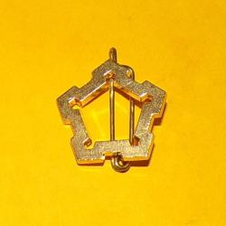 INSIGNE DE BONNET DU CORPS DES INGENIEURS  , FABRICANT SANS , HOMOLOGATION 5340 ,BON ETAT VOIR PHOTO