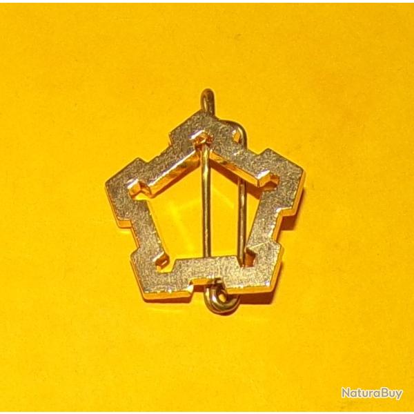 INSIGNE DE BONNET DU CORPS DES INGENIEURS  , FABRICANT SANS , HOMOLOGATION 5340 ,BON ETAT VOIR PHOTO