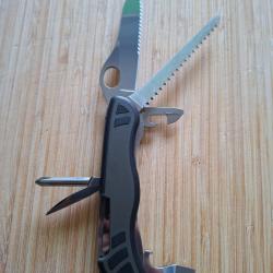 couteau suisse de l'arm&eacute;e suisse Victorinox